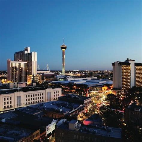 San Antonio: Highlights + Alamo Guided Tour, The Alamo, San Antonio, 16 ...