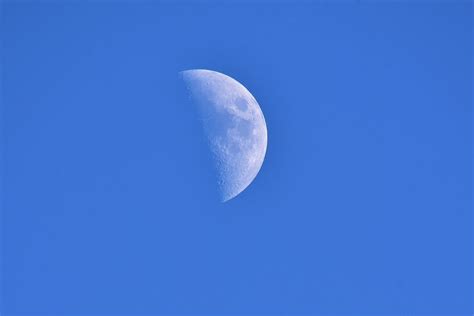 中国登月被外星人警告：取消登月计划是因技术不足（谣言） - 哔哩哔哩