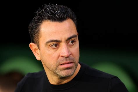 Xavi anuncia que en junio dejará de ser el DT del Barcelona - La Tercera