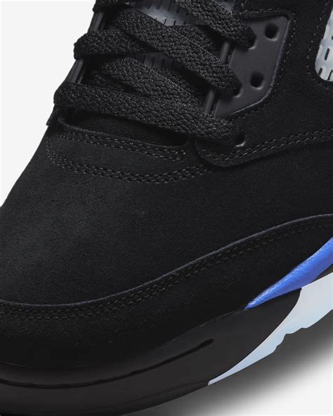 Air Jordan 5 Retro Men's Shoes. Nike IN