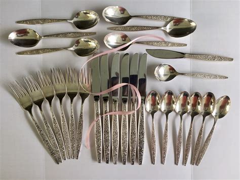 Image result for Oneida Silverware Patterns