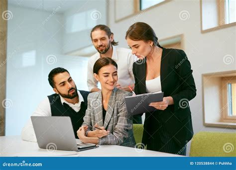 High Resolution People at a Computer 的图像结果