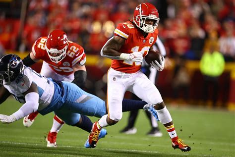 Week 10 Fantasy Waiver Wire Rankings 2022 - Wolf Sports