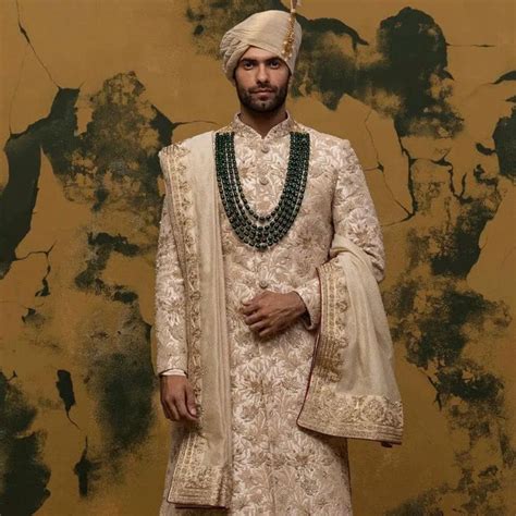 Sherwani for Men in Mumbai | Best Sherwani Shops & Designs for Grooms ...