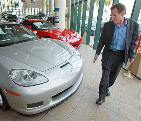 Car Insurance Soars Just as Buyers Get a Price Break | Newsmax.com