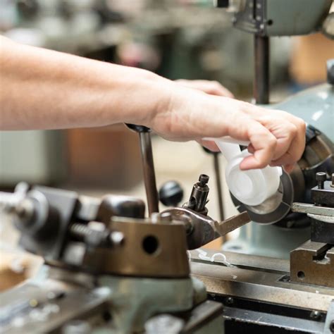 Model Engineering Machining 的图像结果