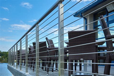 Cable Handrail System 的图像结果