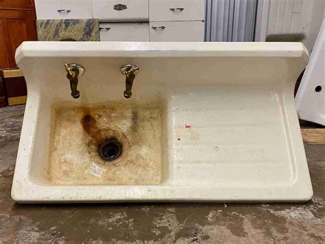 Vintage Kitchen Sinks