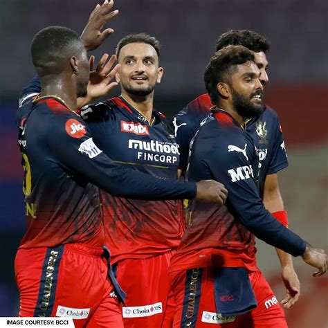 IPL 2022, RCB vs KKR | Twitter Reacts to Harshal Patel ending Andre ...