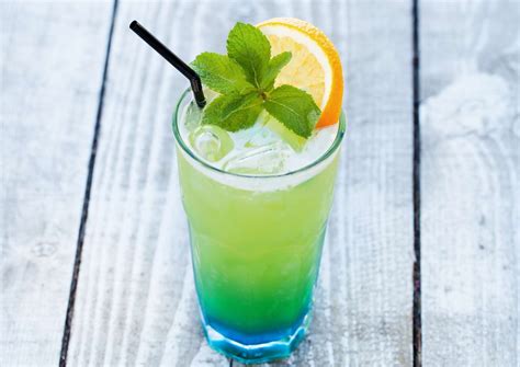 Irish Trash Can Cocktail Recipe — Smartblend