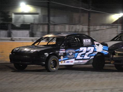Viking Speedway: Dusty Bitzan wins Modifieds Special - Alexandria Echo ...