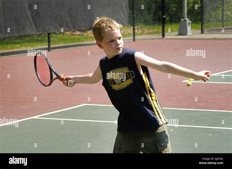 Kids Play Tennis 的图像结果