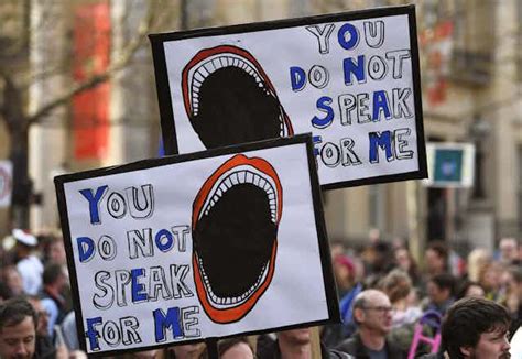 Moderate Politicians 的图像结果