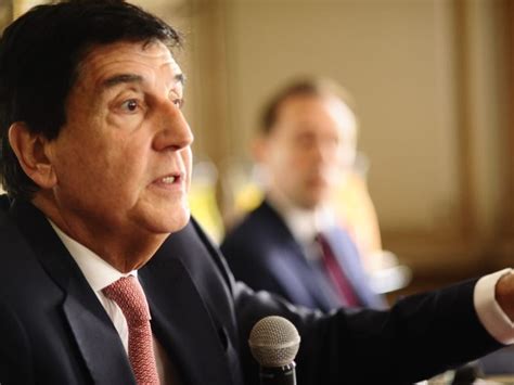 Carlos Melconian: "Veo al dólar afuera de la banda y se la banca hasta ...