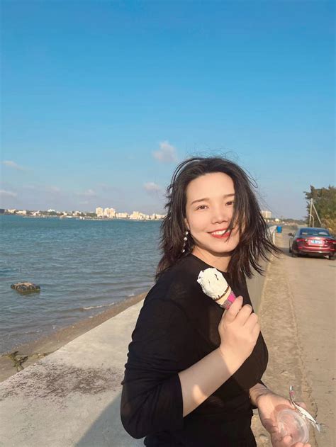 26岁重庆女子获称“中国身材最好美女”_海口网