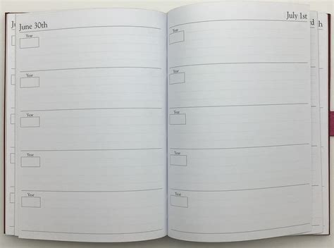 Classic Dataday Five Year Diary Burgundy 8x6 Inches