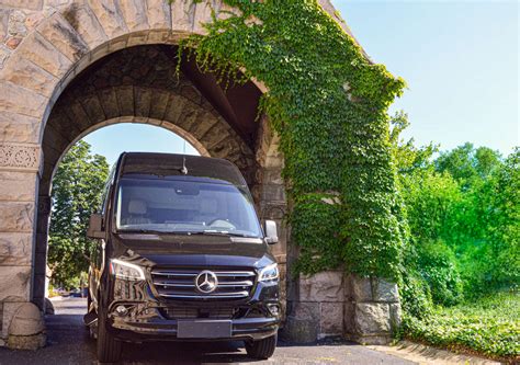 Customized Sprinter Vans 的图像结果