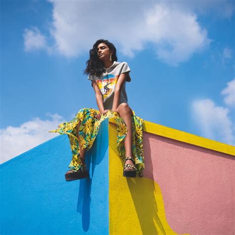 How you can do a lymphatic drainage massage at home, according to ...