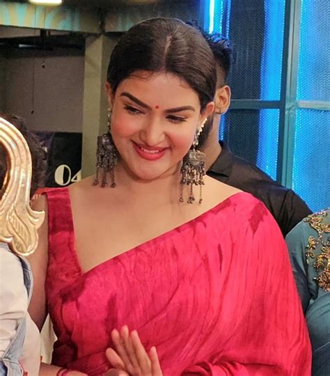 Honey Rose|Honey rose new photos getting viral 1| വശ്യസുന്ദരിയേ പോ ...