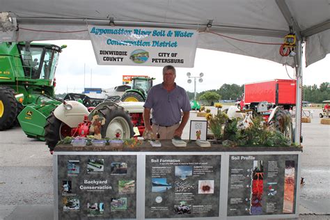 Photo Gallery • Educational Booths