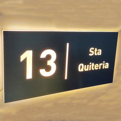 Building Address Signage 的图像结果