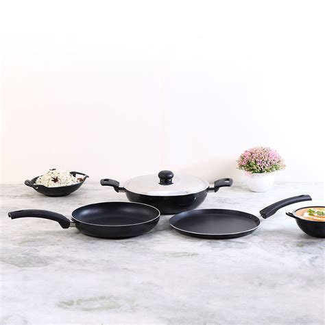 Wonderchef Renewed Platinum Plus Non-Stick Cookware Set of 4 | Kadhai ...