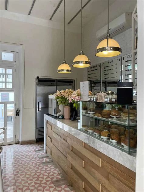 Tipping in Mexico: Who to Tip in Mexico and How Much [2026]