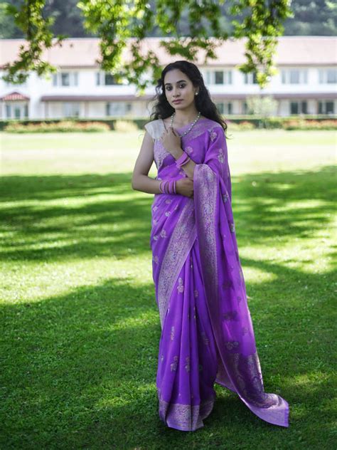 Buy Sarees for Women Online in India – Binal Patel