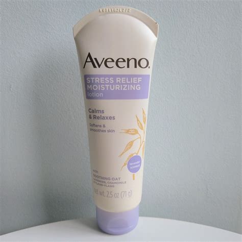 Aveeno Lavender Scented Stress Relief Moisturising Lotion, Beauty ...