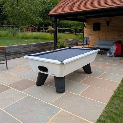 Cry Wolf slate bed outdoor pool table – white | Geordie Pool