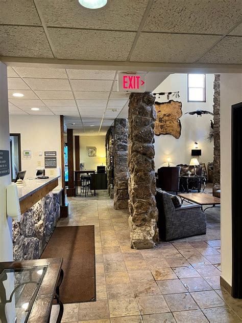 COMFORT INN & SUITES MT. RUSHMORE (Keystone) - Hotel Reviews, Photos ...