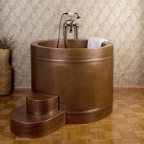 Japanese soaking tubs for small bathrooms as interesting idea for any ...