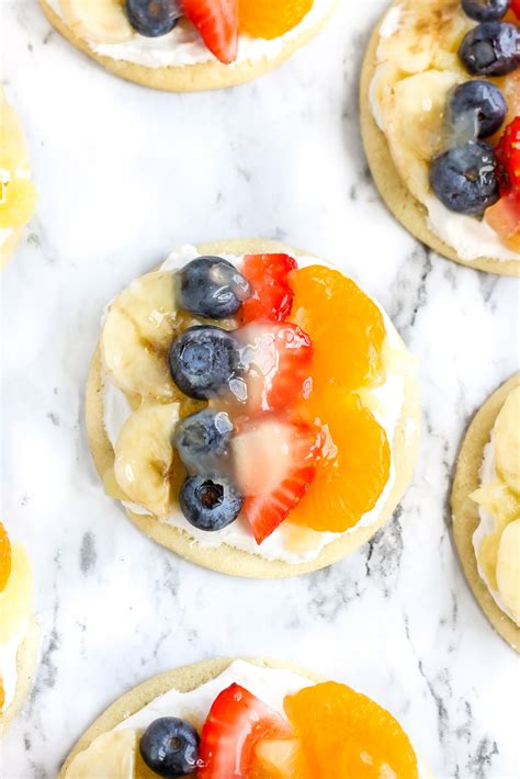 Mini Fruit Pizza Recipe - Sugar Spices Life