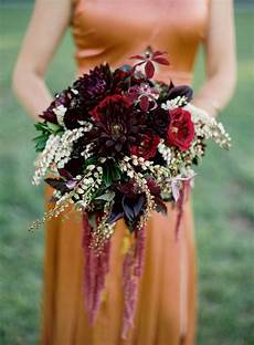 16 Wedding Bouquets That Are For Fall by 25 Stunningly Gorgeous Fall Bouquets For Autumn Brides 16 Wedding Bouquets That Are For Fall