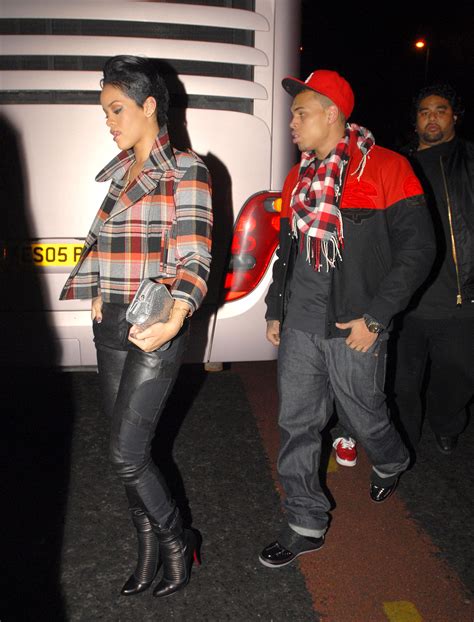 Rihanna ‘Still Loves’ Chris Brown After Breakup: He’s Her ‘True Love ...
