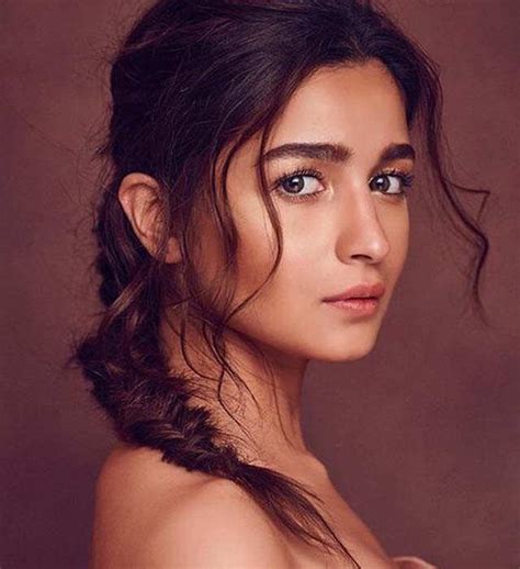 Celebrity Nude Makeup Looks We Want To Recreate | Femina.in