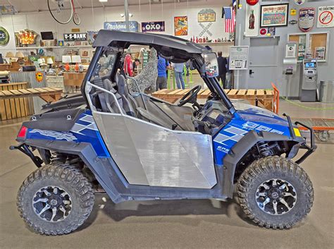 Lot - 2013 Polaris Razor Side by Side ATV