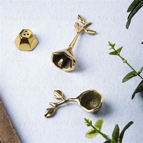 Buy Aurum Floral Pooja Set of 3 Online in India - Mypoojabox.in