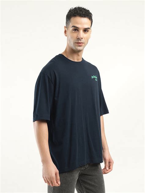 Men's Graphic Print Loose Fit T-shirt – Levis India Store
