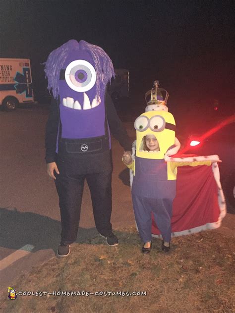 King Bob Minion Halloween Costume at Rodney Hickman blog