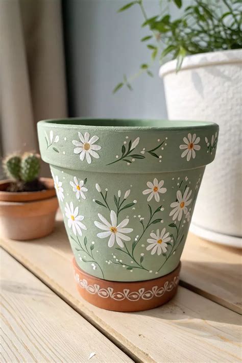 17+ Creative Pot Painting Ideas for Your Home | Painted pots diy, Diy ...