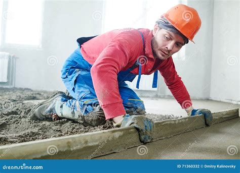 Worker Screeding Indoor Cement Floor with Screed Stock Illustration ...
