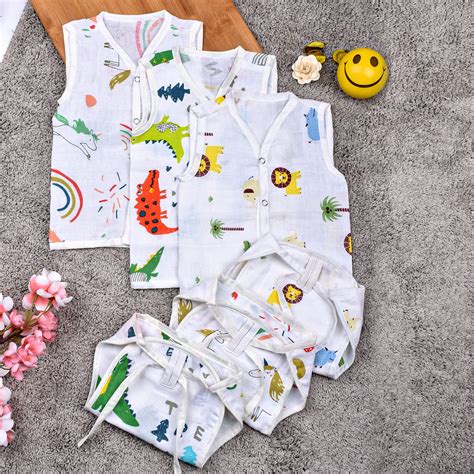 MOM'S HOME Baby Unisex Organic Cotton Muslin Jhabla and Nappy Set-Pack ...