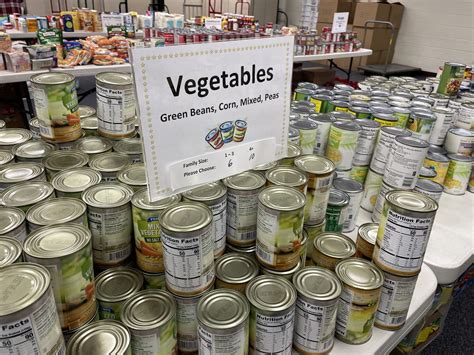 Newark Area Welfare Committee Spreads Holiday Cheer with Pop-Up Shop ...