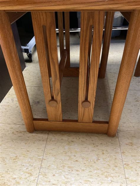 Pair of oak end tables | Maxsold