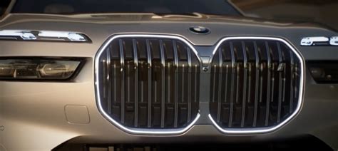 LED grille lights & Panels | Valeo