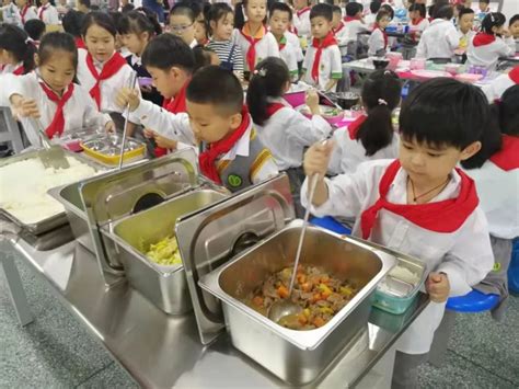 单王乡中心学校——美味营养餐 与爱同行