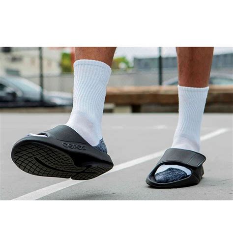 Dayana Fuenmayor | Sand cloud blanket are perfect for the beach,picnic ...