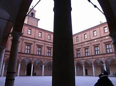 cortile di carpi dei pio di carpi emilia romagna carpi cortile di carpi dei pio di carpi emilia romagna carpi