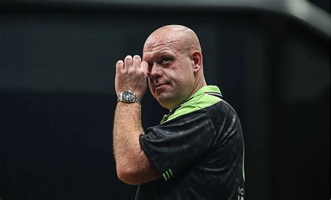 Martin Schindler makes history as first German ever to break into top 16 of PDC Order of Merit